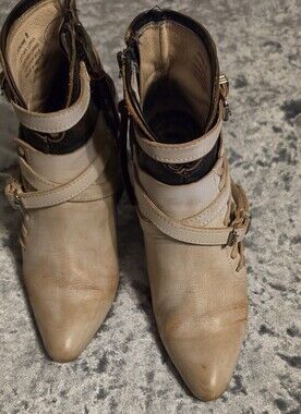 Freebird Jerome Size 8 Worn